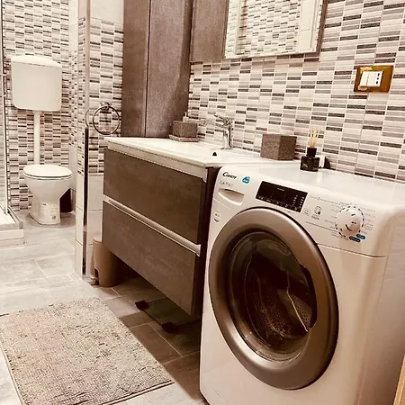 Apartment Golden House *