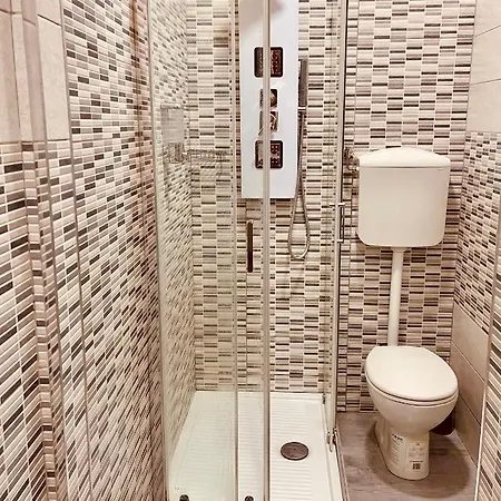 Golden House Apartment