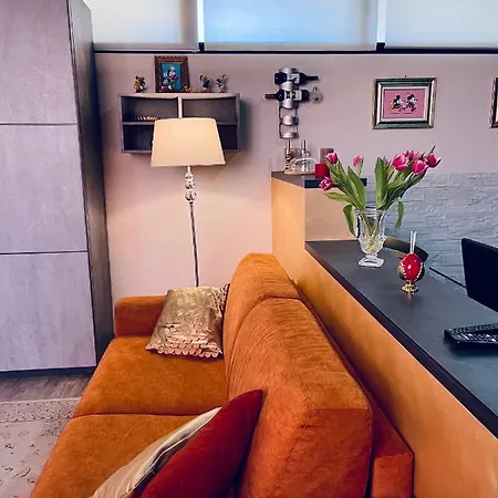 Apartment Golden House *