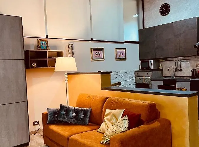 Golden House Apartment