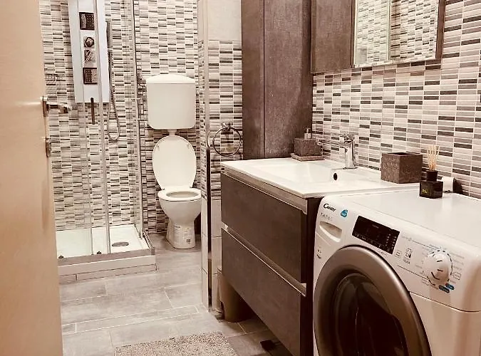 Golden House Castel Maggiore